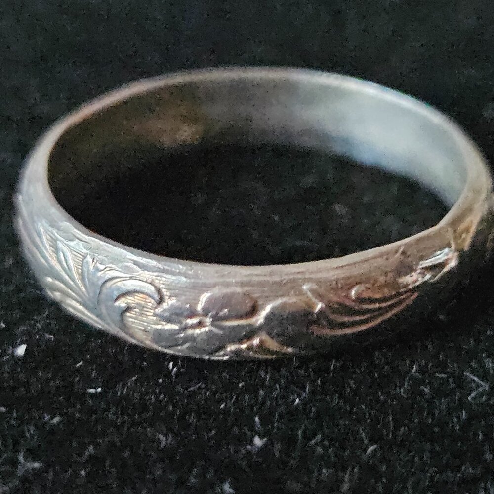 Vintage Sterling Silver Band Ring
